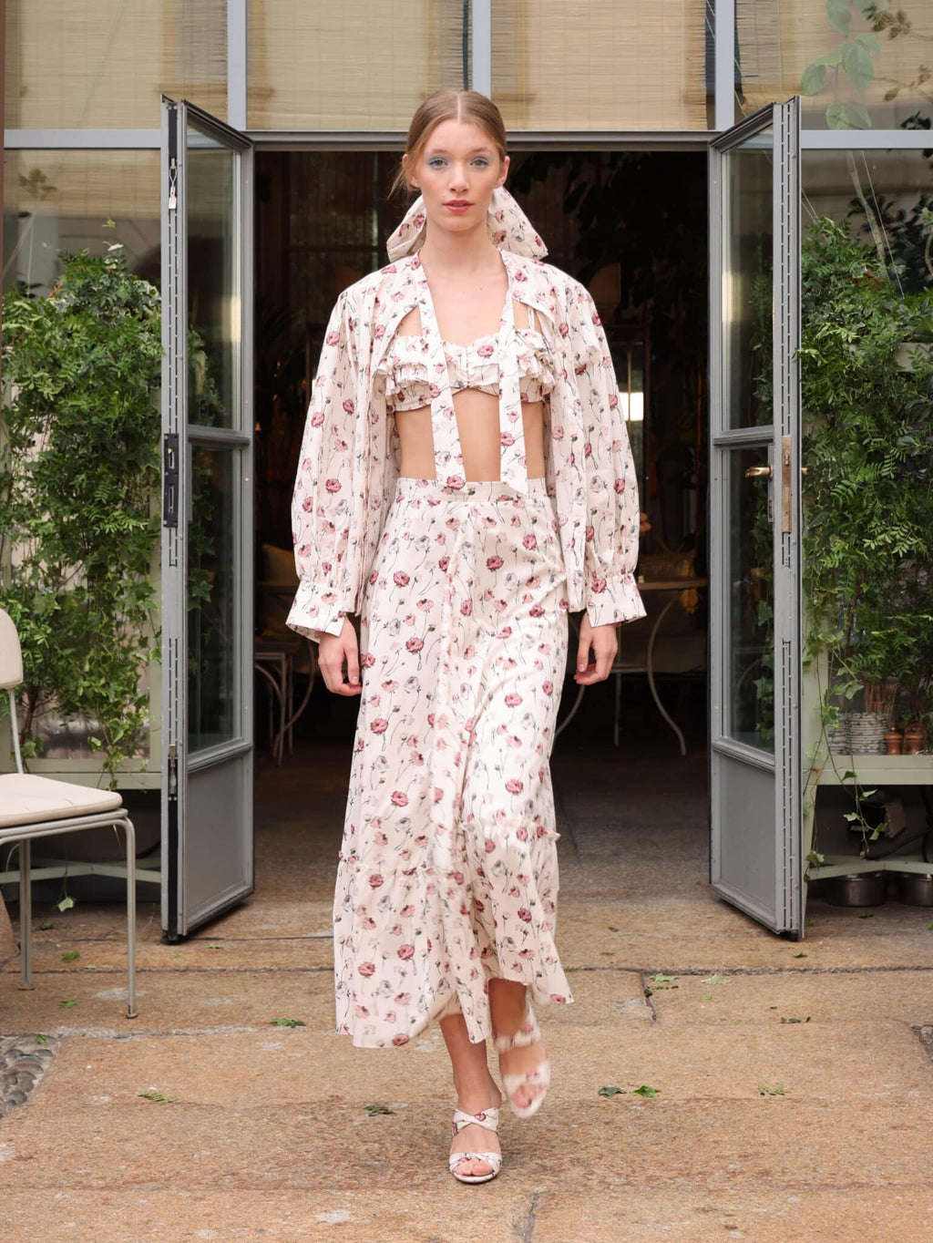 Cotton blouse with rose print