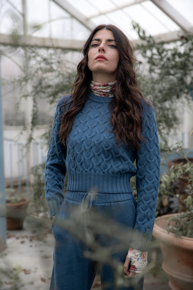 Maglione girocollo in lana con trecce