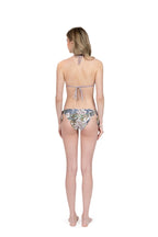 Bikini a triangolo e slip