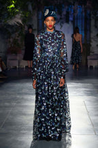 Abito in Tulle Decorato con Paillettes