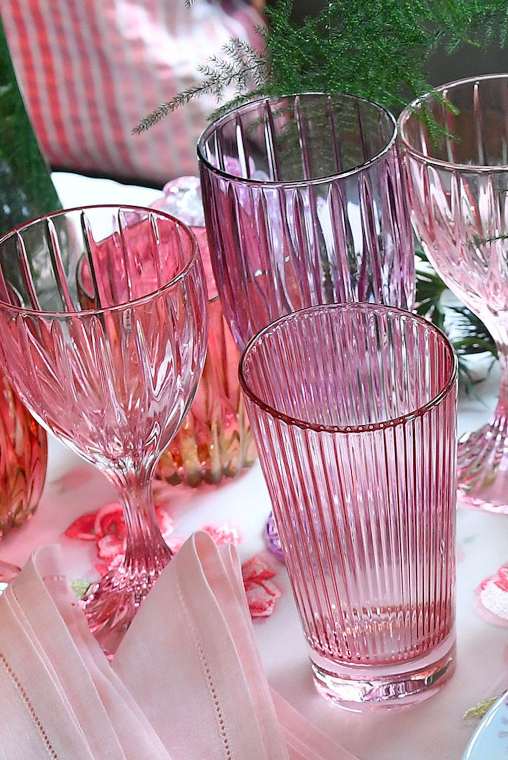 Set rosa di due bicchieri d'acqua Isis