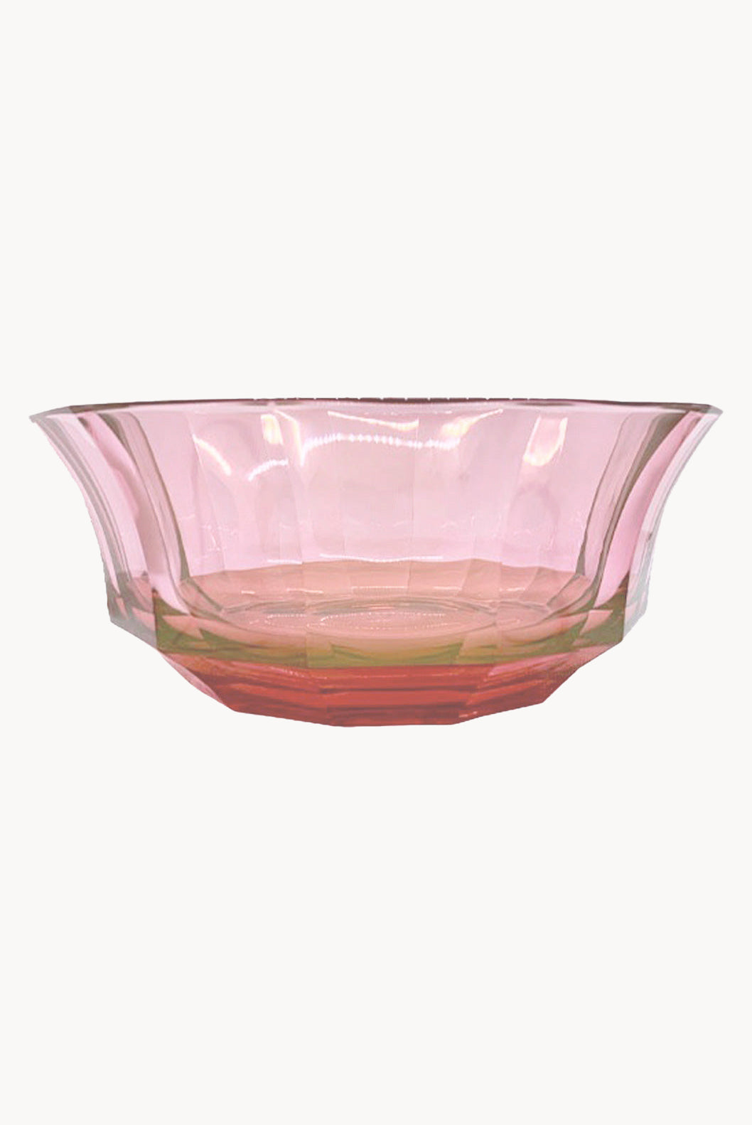 Insalatiera in cristallo sfaccettato sfumata da rosso a rosa