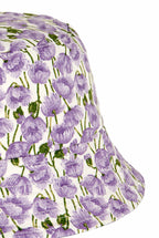 Cappello a secchiello con papaveri