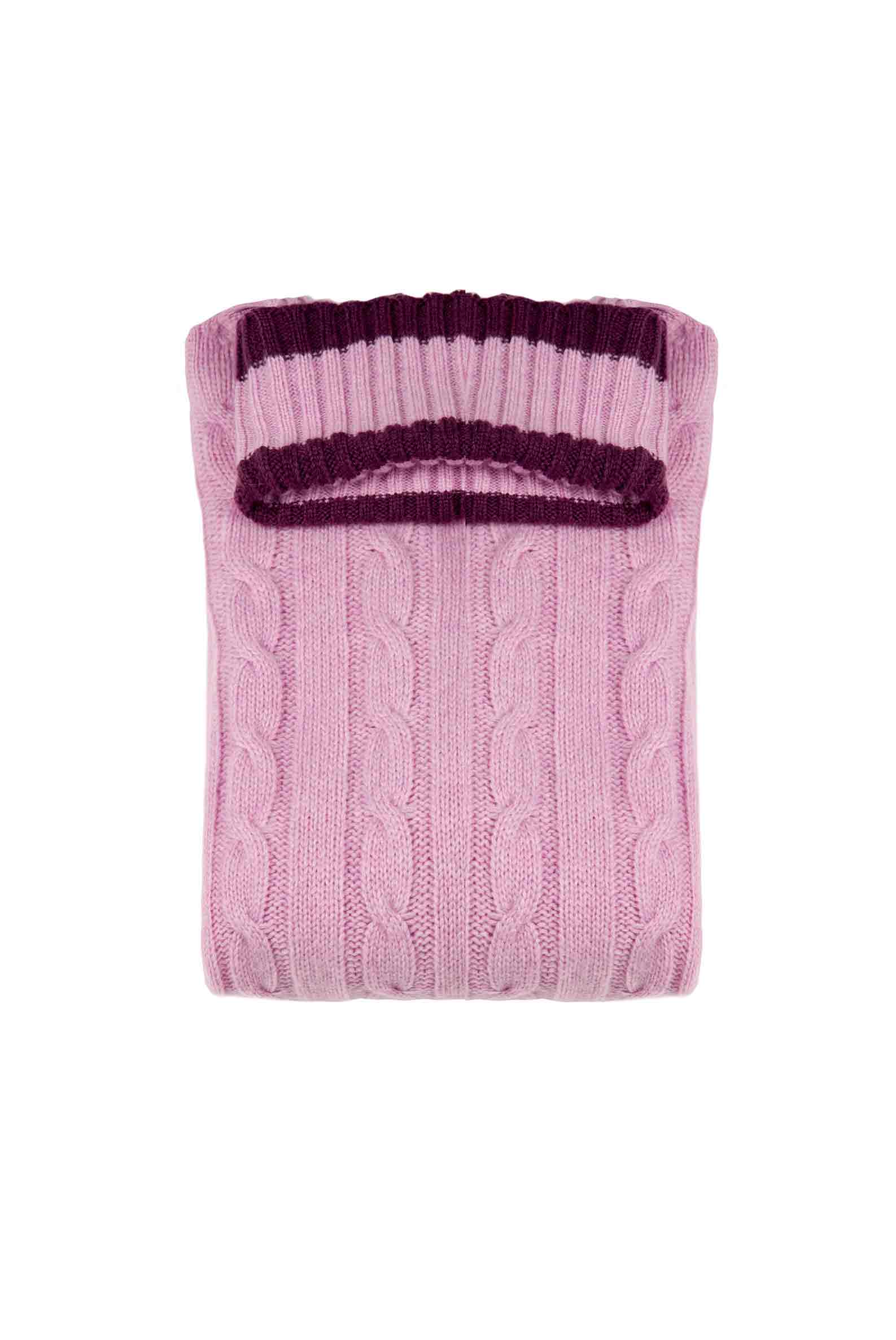 Maglione dolcevita in cashmere rosa con trecce