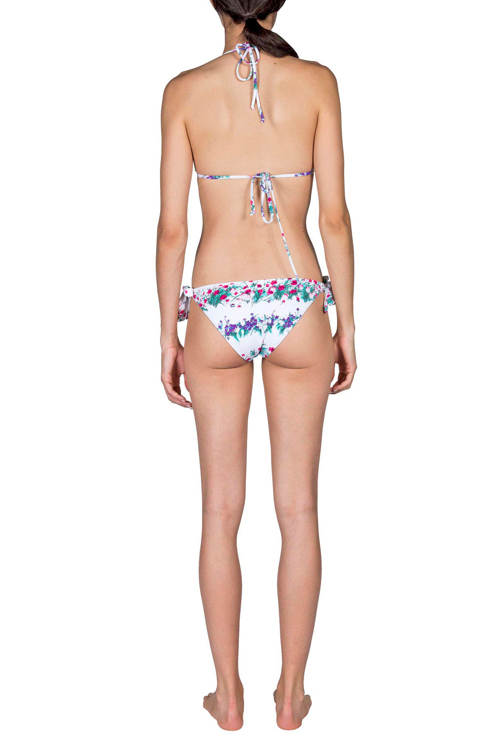 Bikini a triangolo e slip