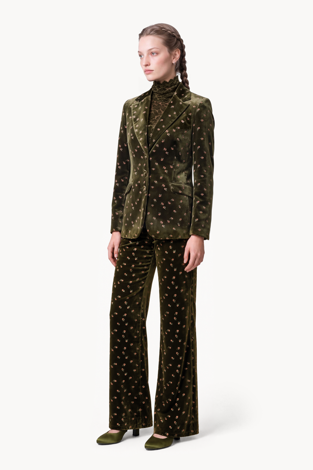 Single-breasted tailored jacket in floral-embroidered velvet