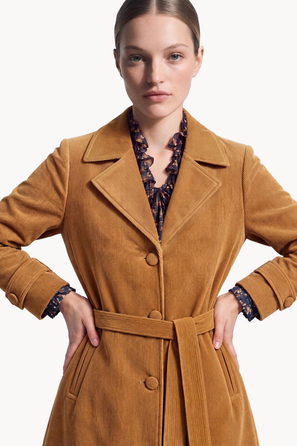 Long corduroy coat with sash