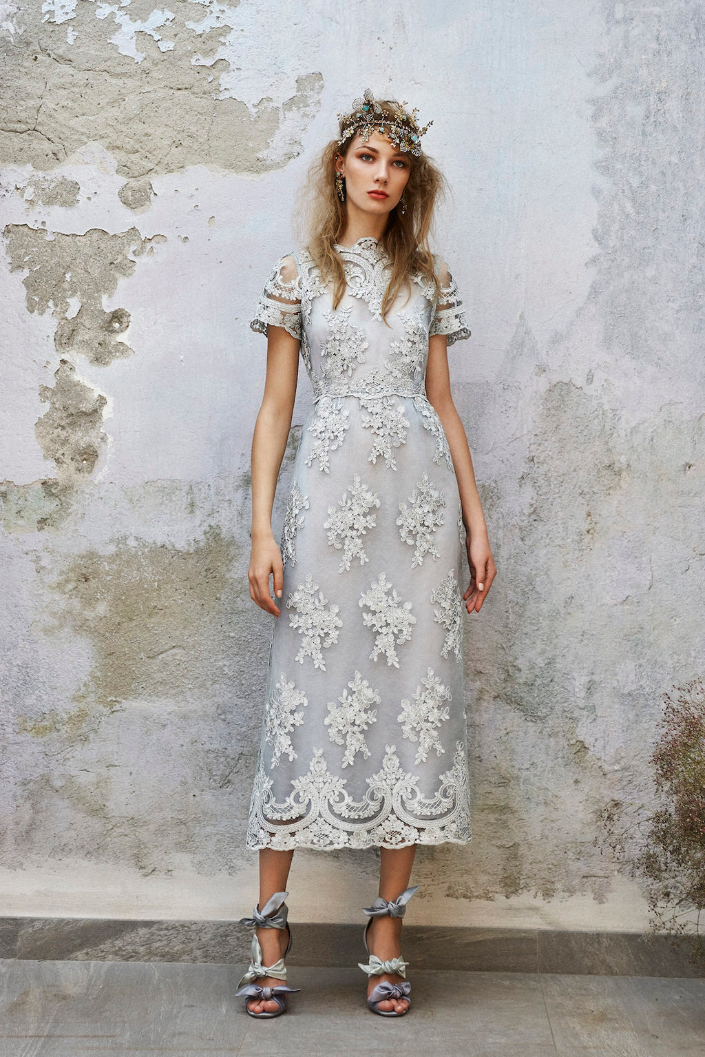 Abito midi in pizzo floreale