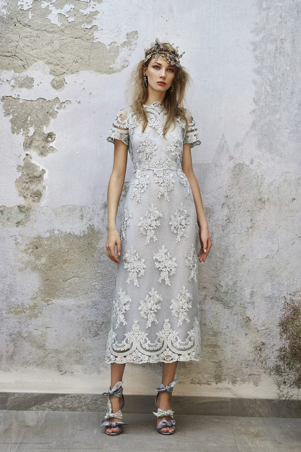 Abito midi in pizzo floreale