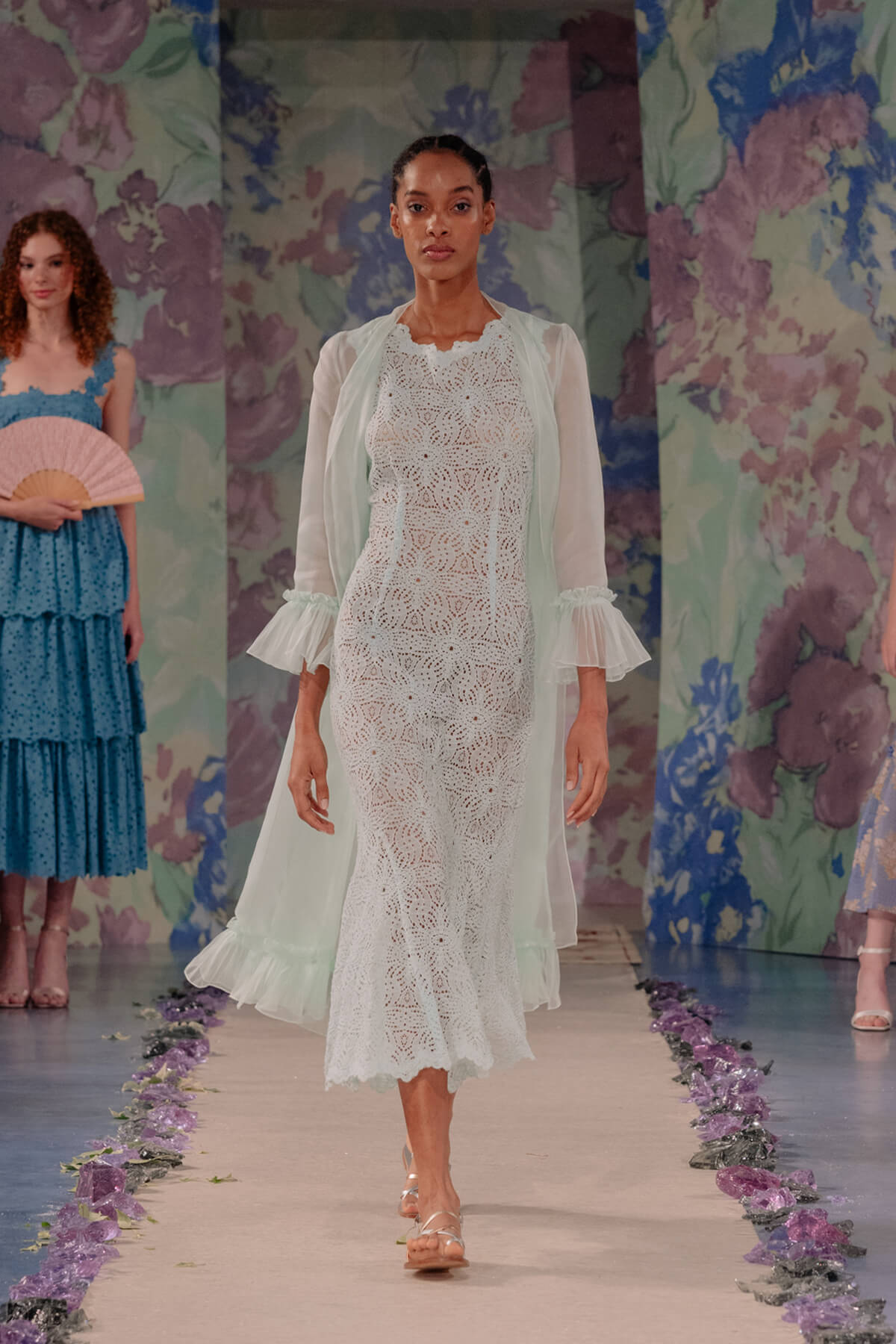 Abito Midi in Pizzo Azzurro Ghiaccio