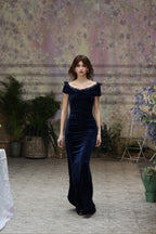 Vestito drappeggiato in velluto stretch