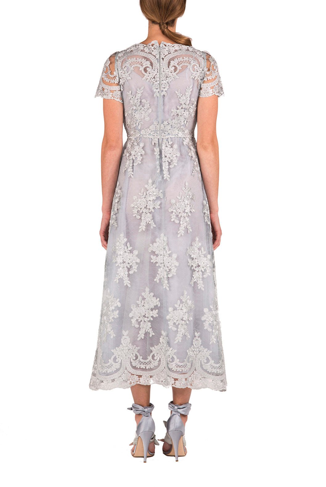 Abito midi in pizzo floreale