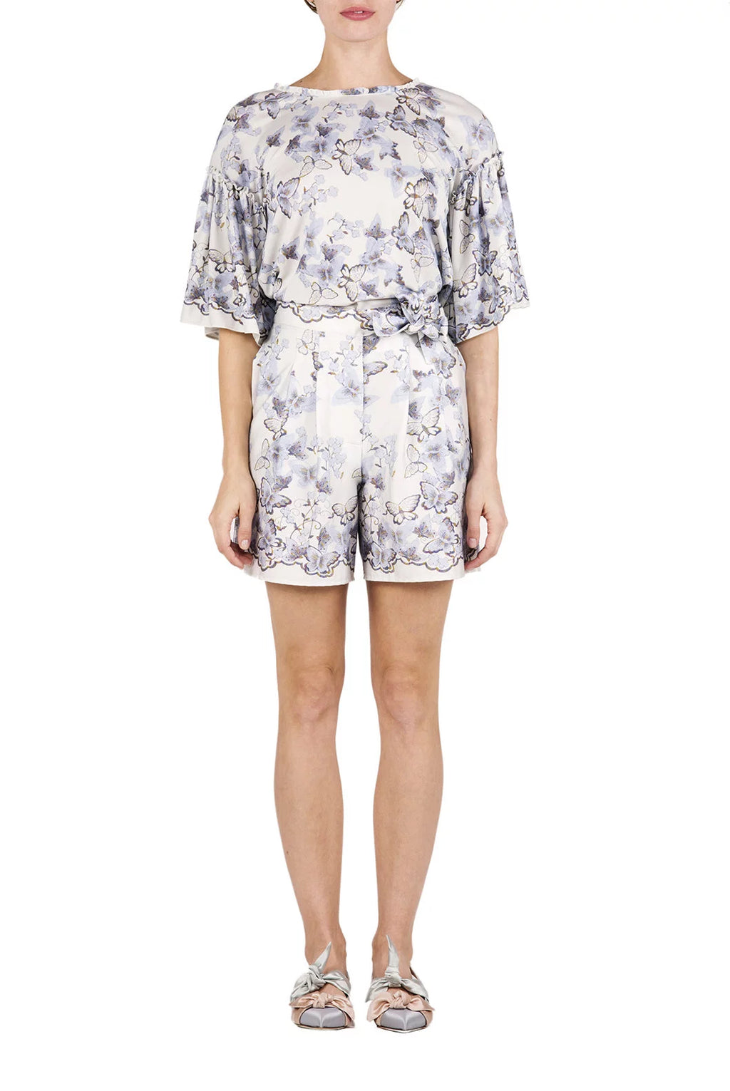 Shorts in popeline stampati con farfalle