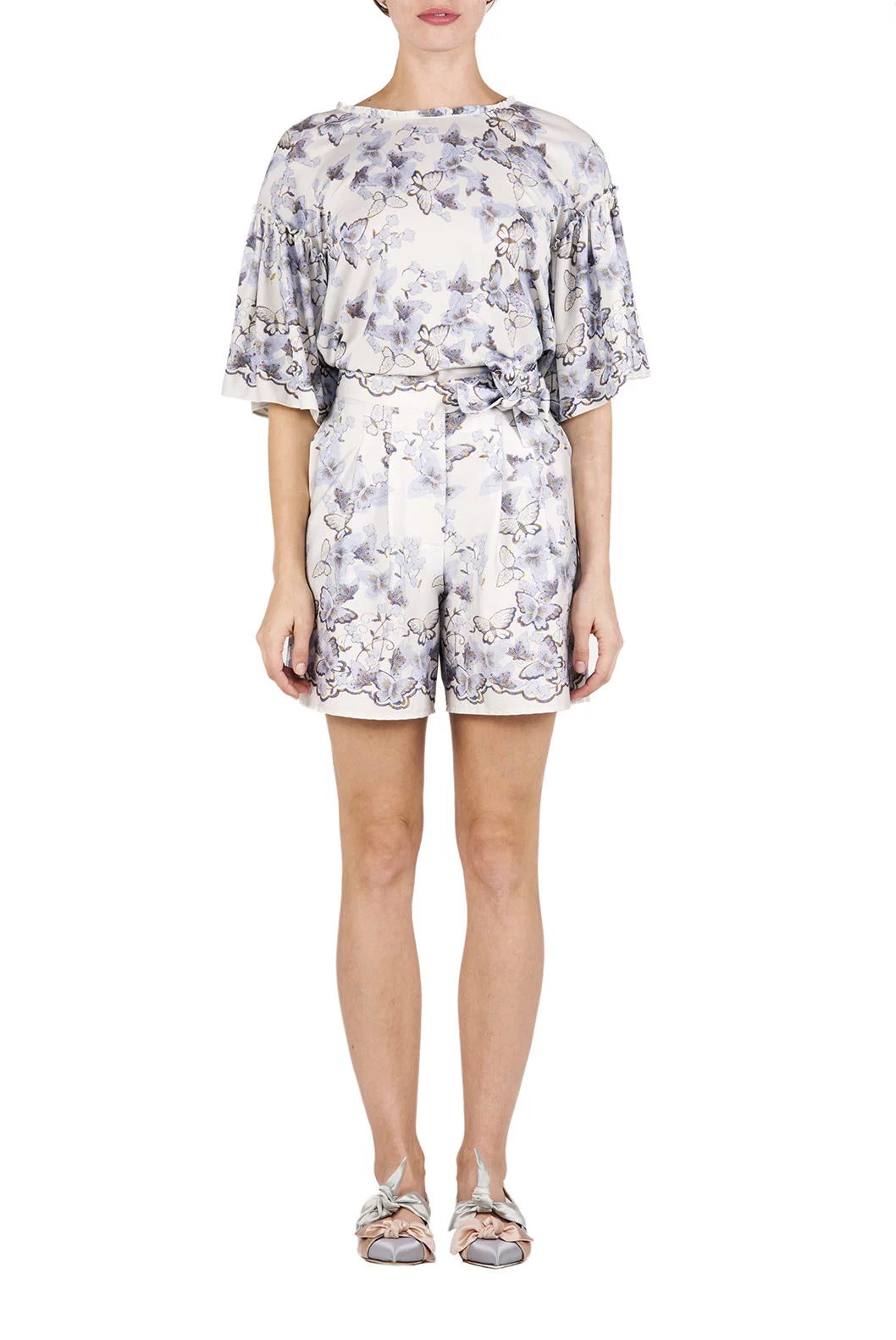 Shorts in popeline stampati con farfalle