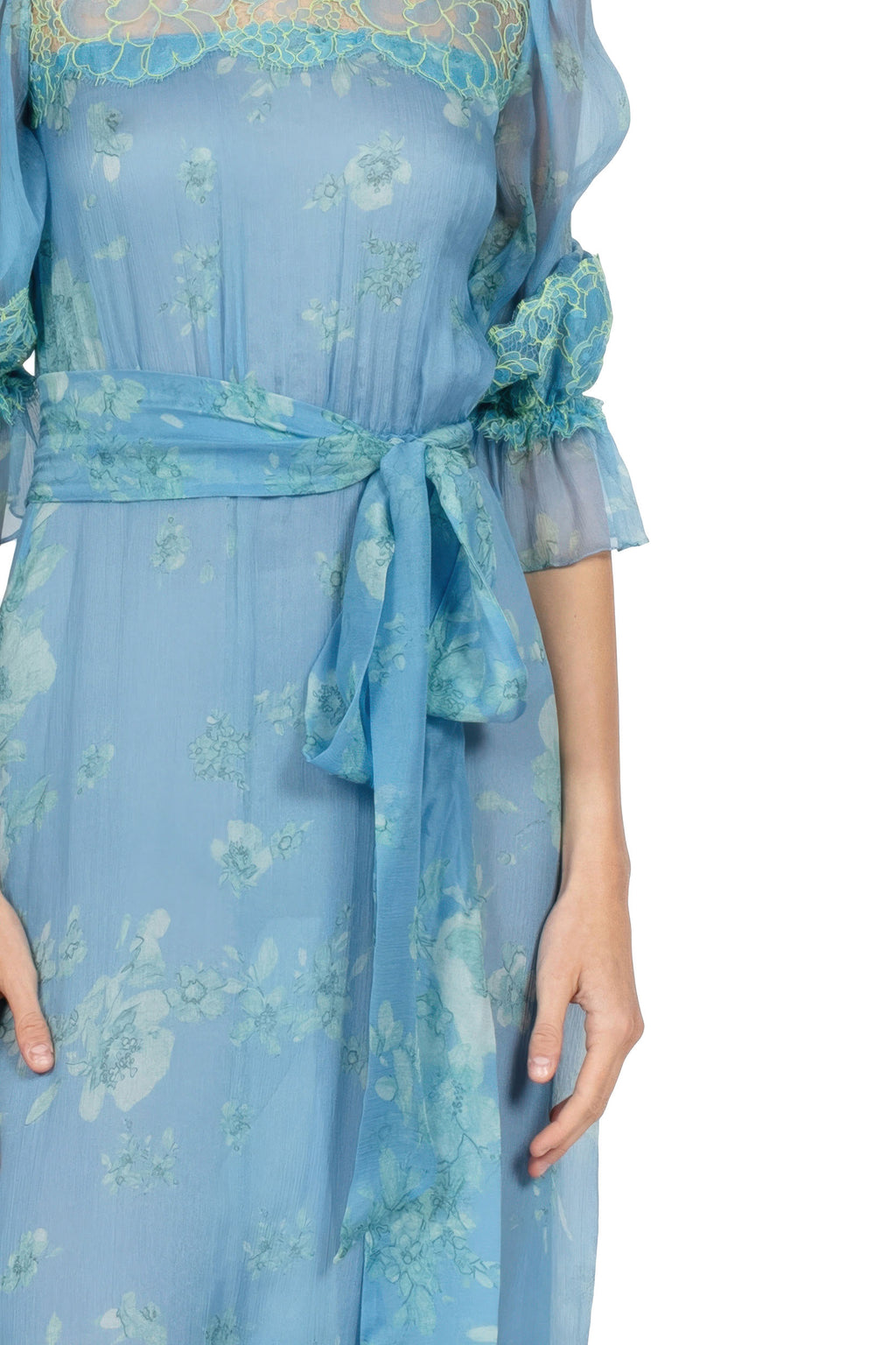 Abito in chiffon di seta con pizzo decorato