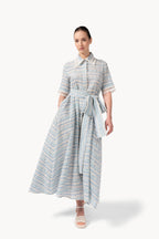 Abito in cotone jacquard e pizzo con cintura