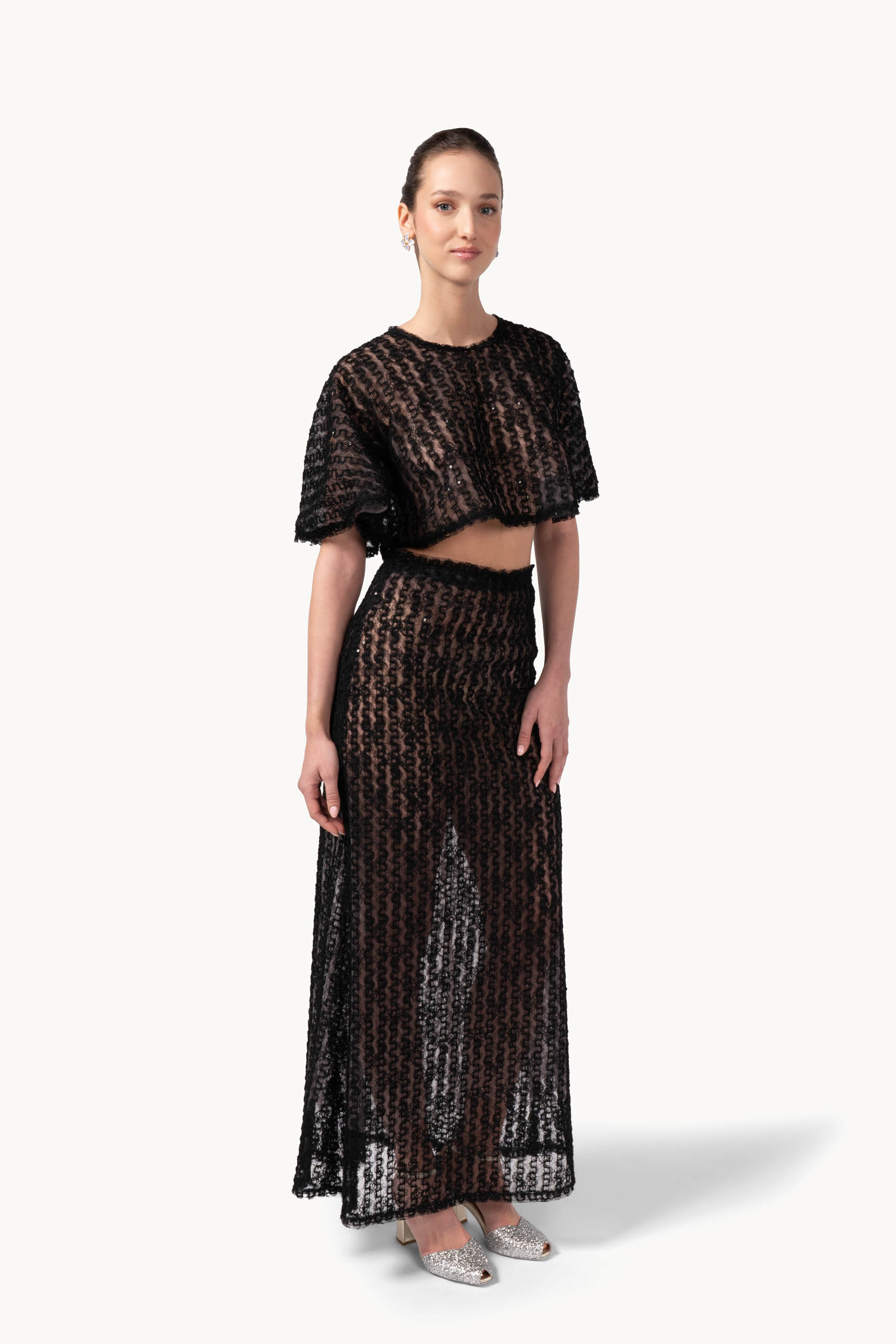 Top mantella in organza e tulle ricamato con paillettes