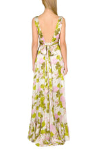Vestito lungo in seta con rose in fiore e scollo a V