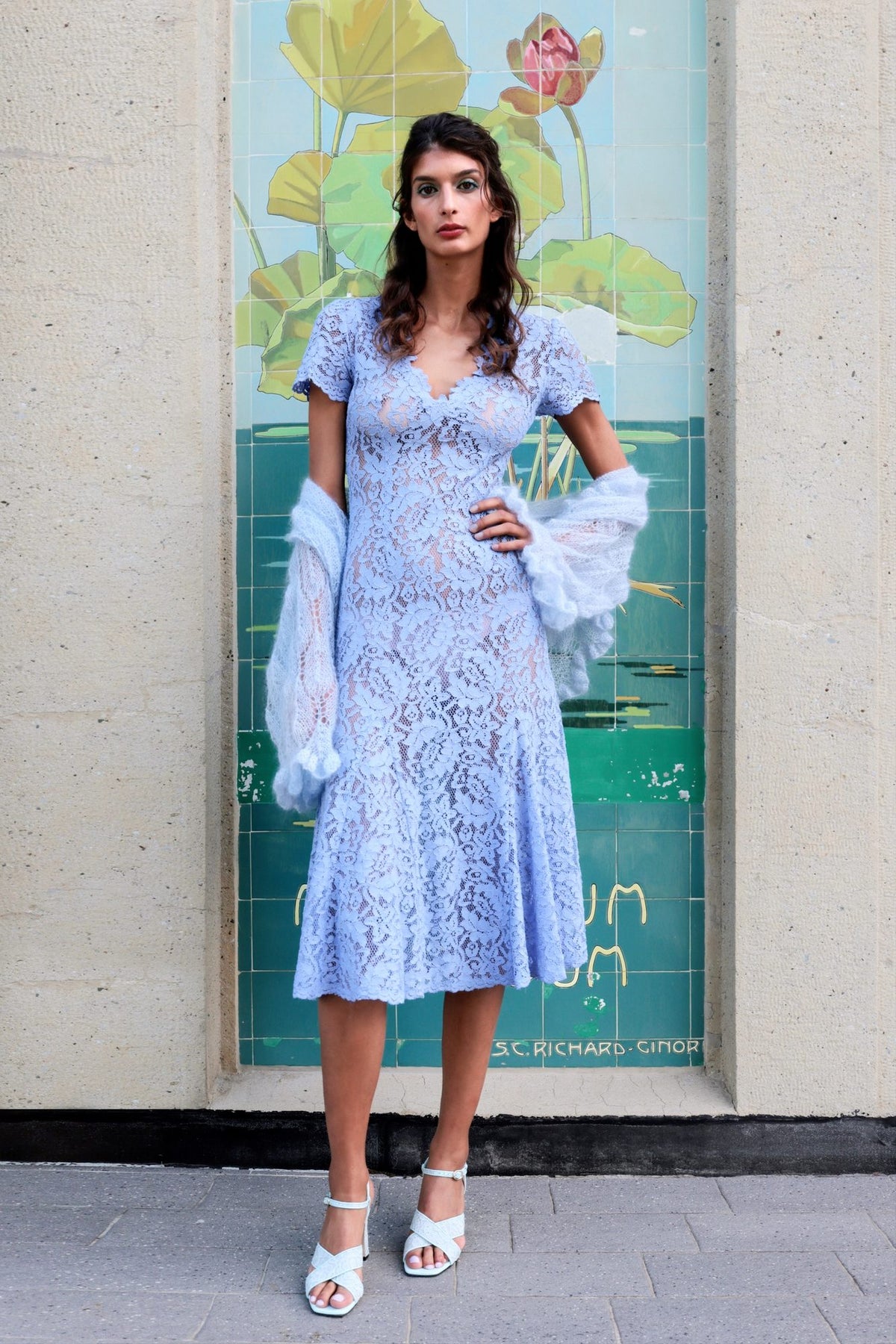 Look E14