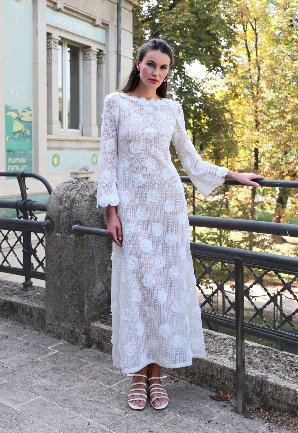 Look E18