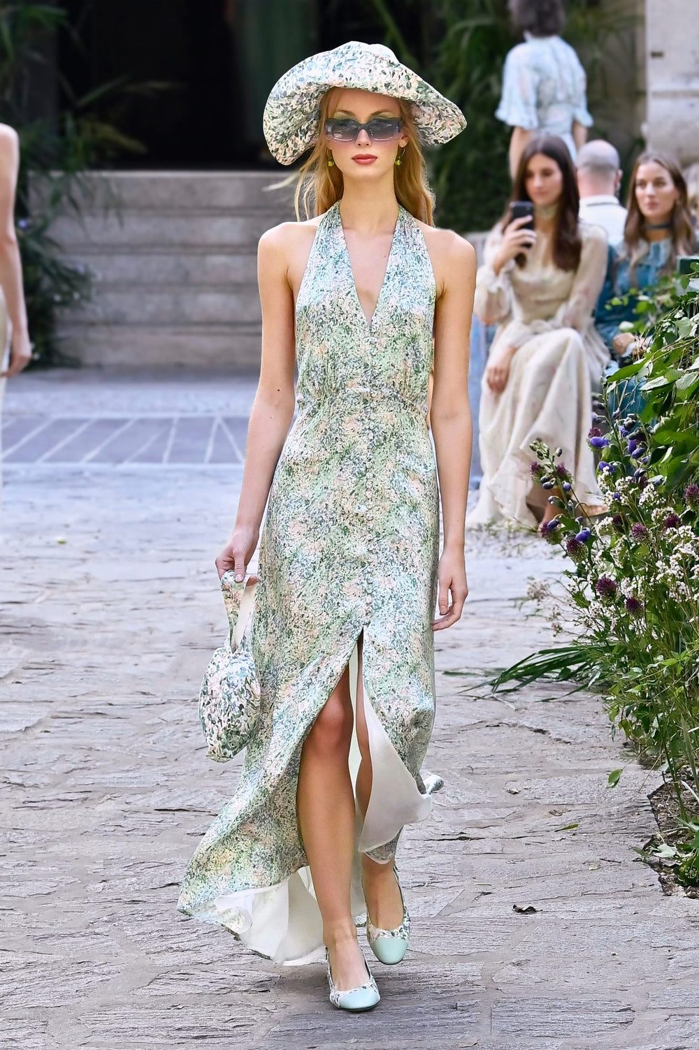 Look 7