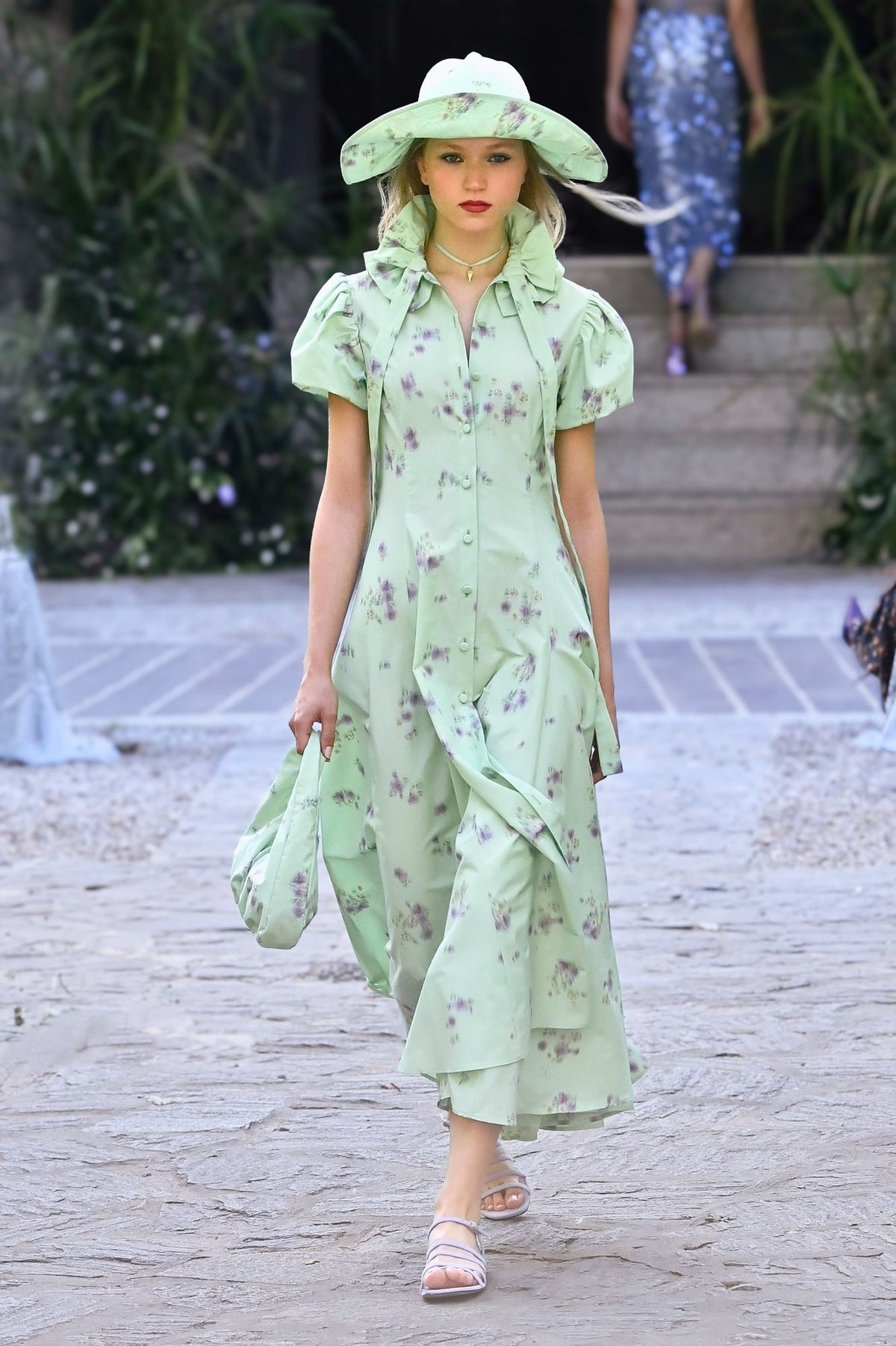 Look 44