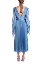 Abito midi plissettato in chiffon iridescente