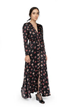 Vestito Bottoncino Nero con Fiore di Viola del Pensiero