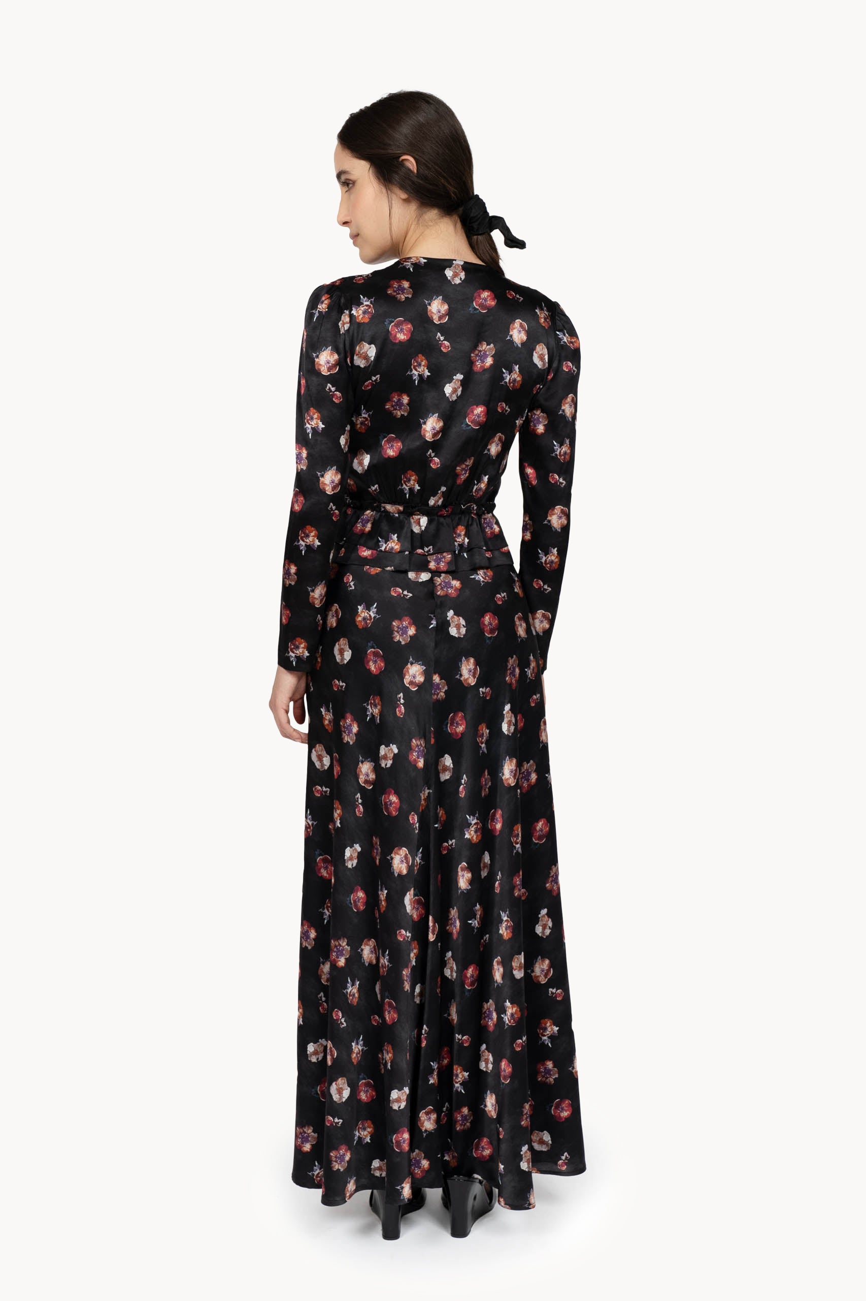 Black Pansy Flower Bottoncino dress