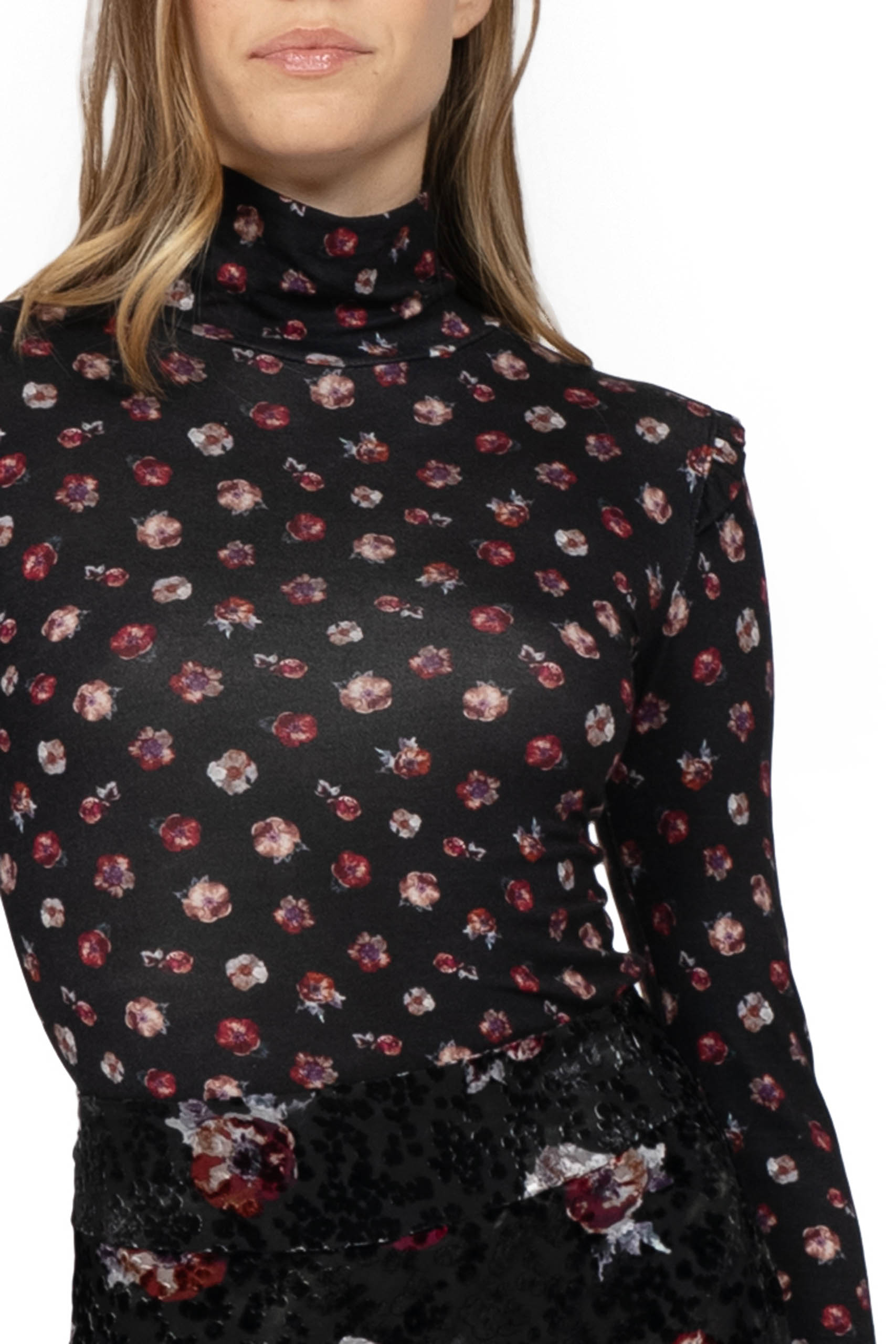 Dolcevita in lana floreale nero in jersey