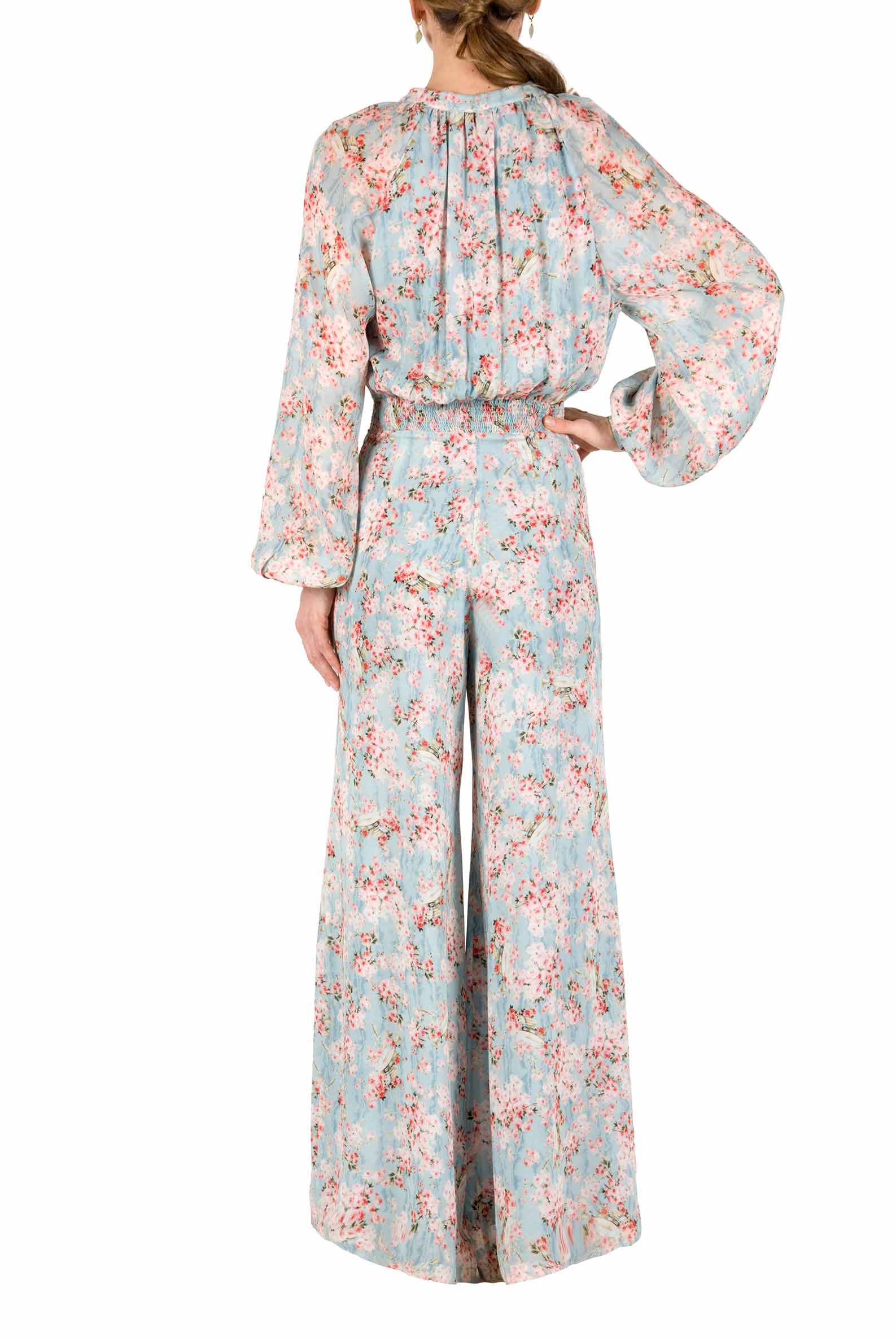 Tuta in georgette stampata con boccioli di rosa