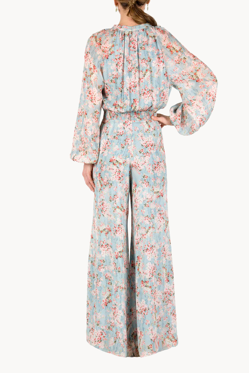 Tuta in georgette stampata con boccioli di rosa