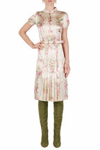 Abito plissettato in satin stretch stampato Circle Of Roses