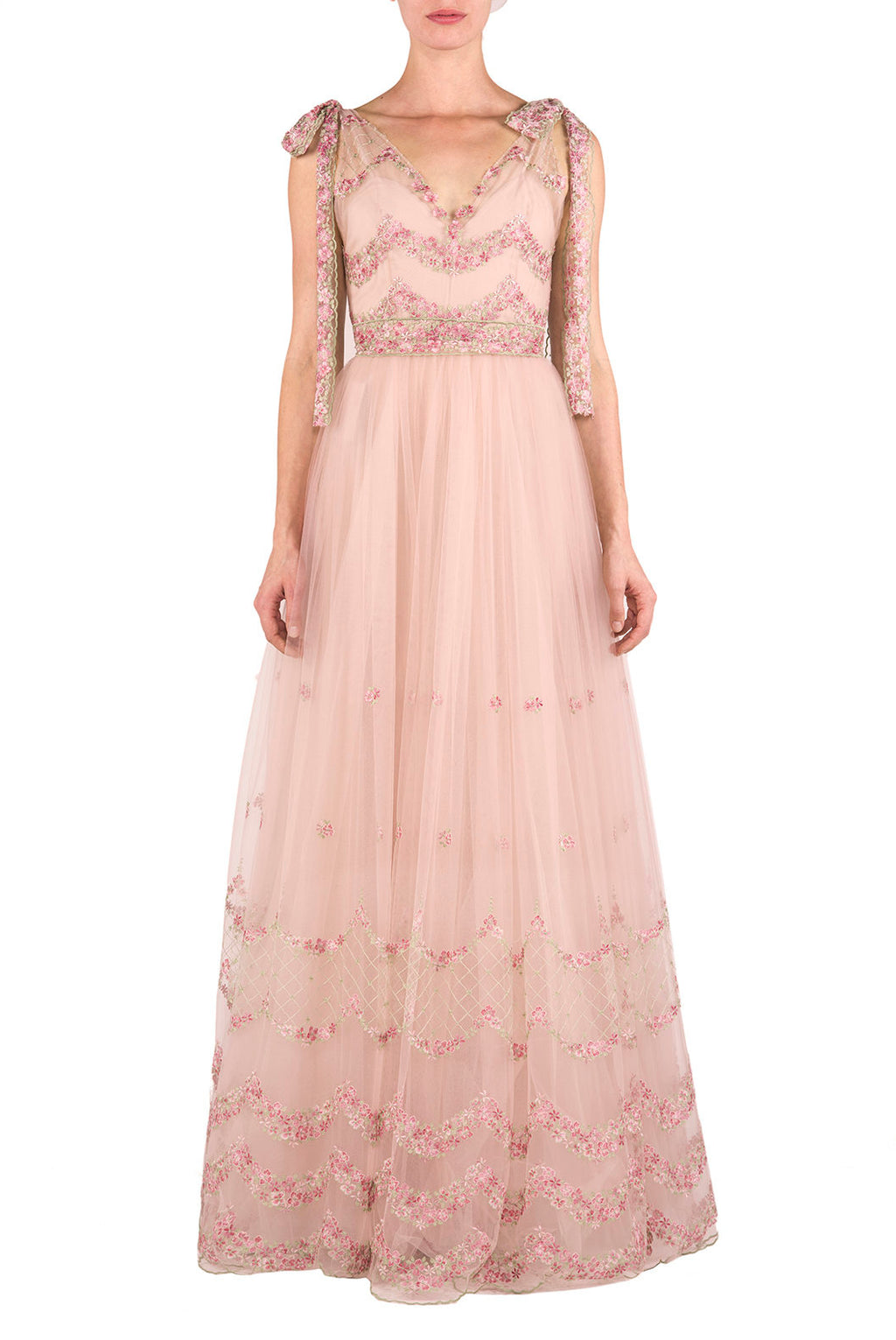Abito da ballo in tulle ricamato