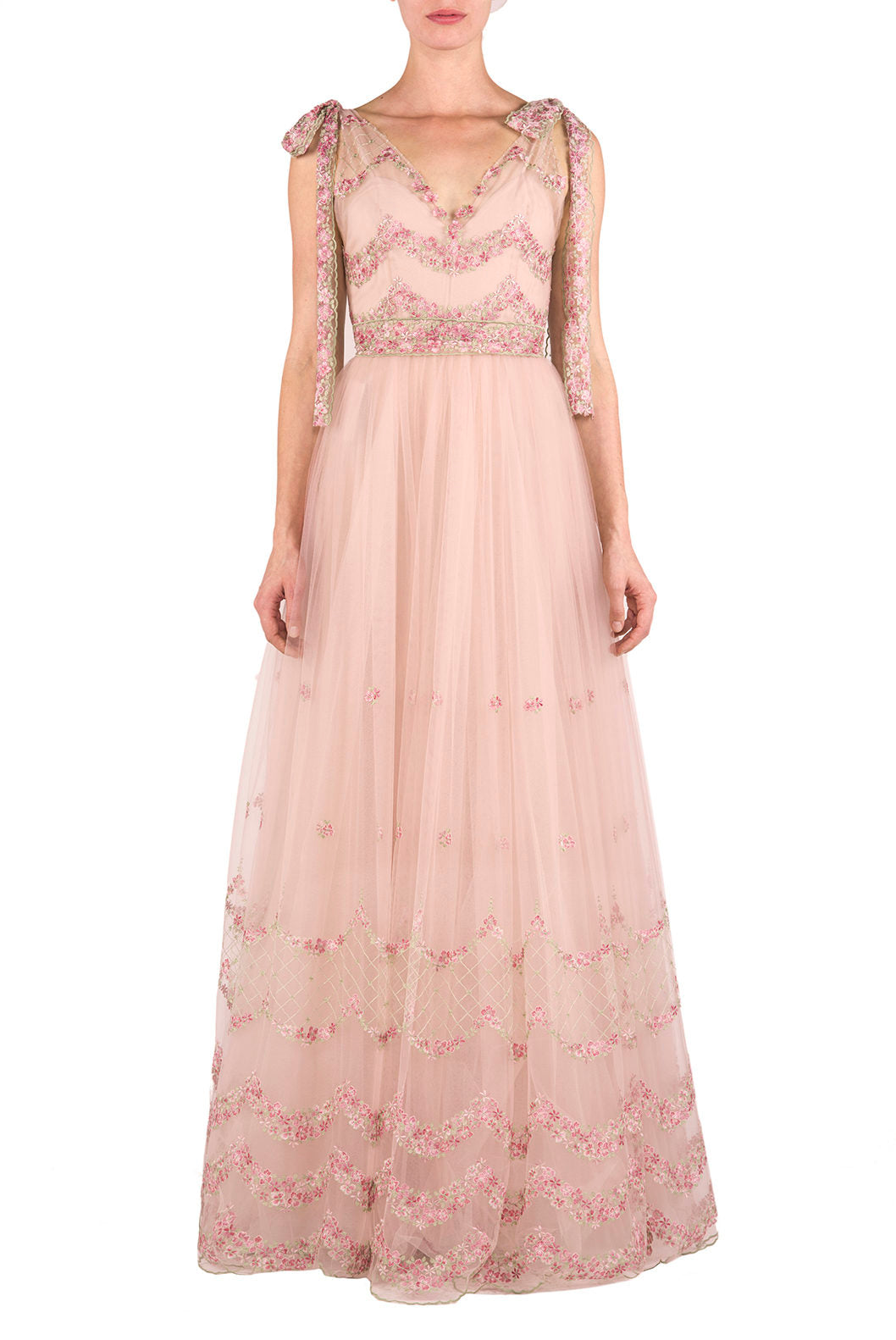 Abito da ballo in tulle ricamato