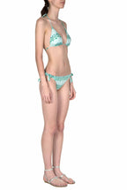 Bikini triangolo e slip blu a righe floreali
