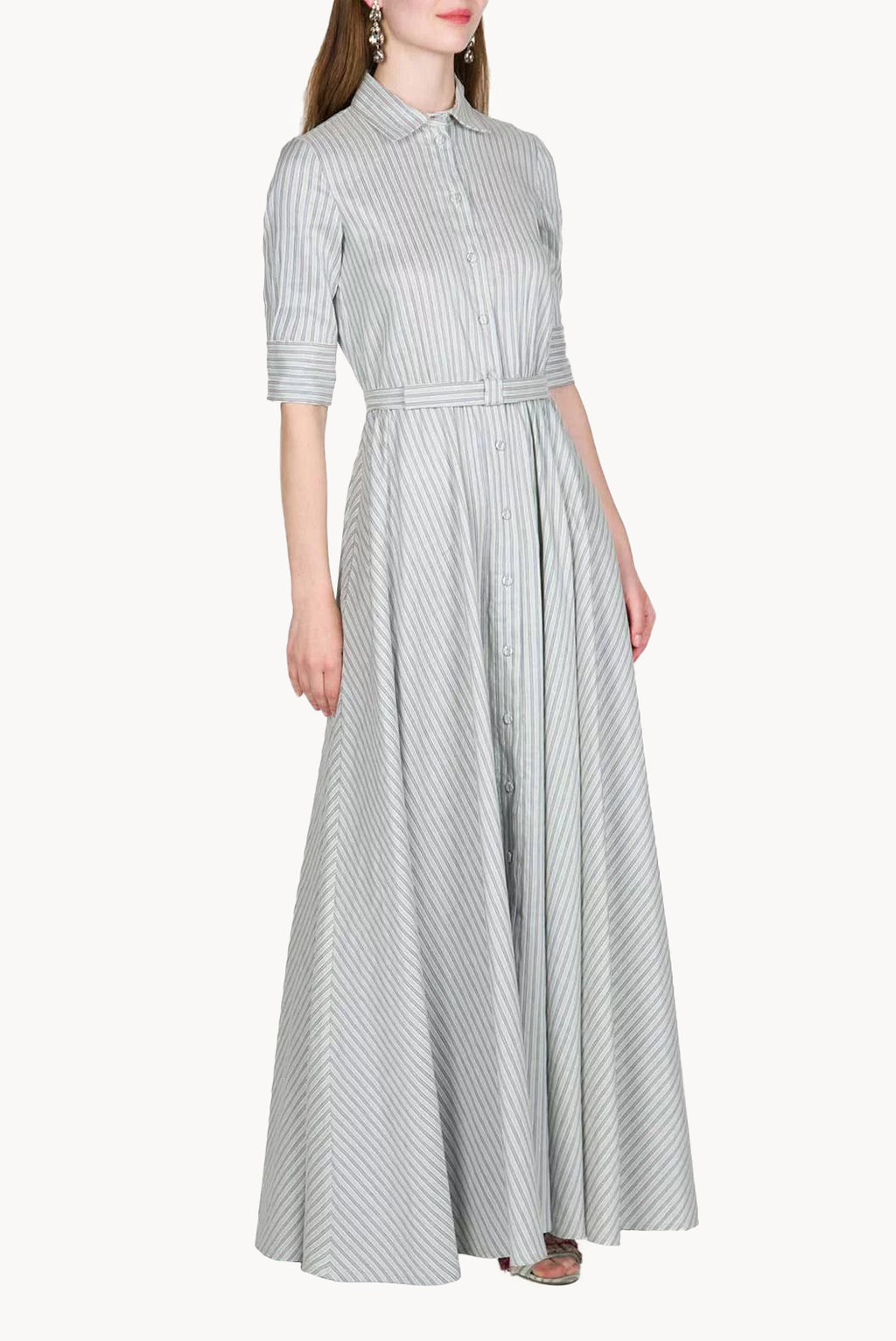 Chemisier a righe blu con maniche a tre quarti