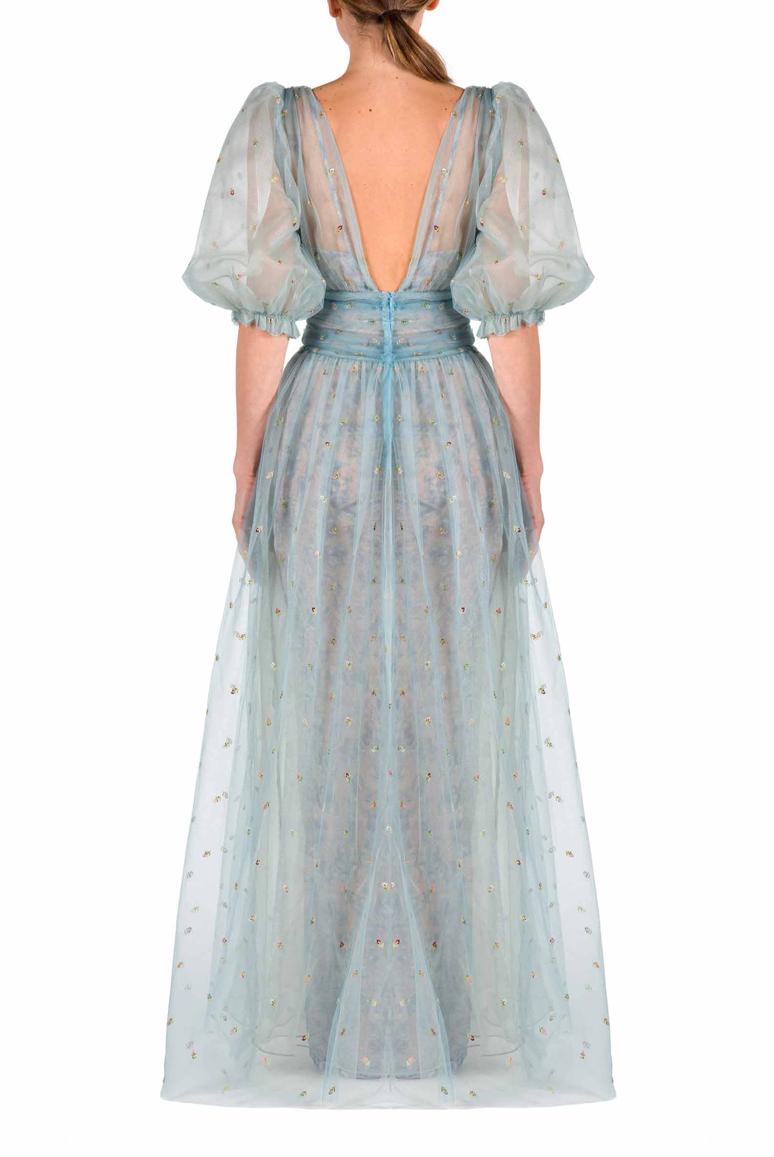 Abito ricamato in tulle