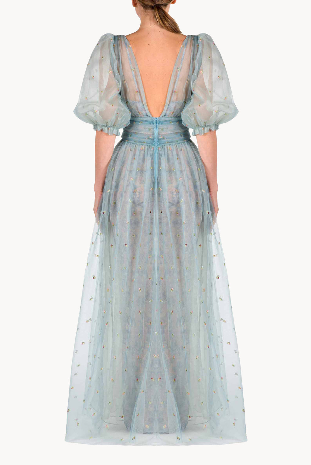Abito ricamato in tulle