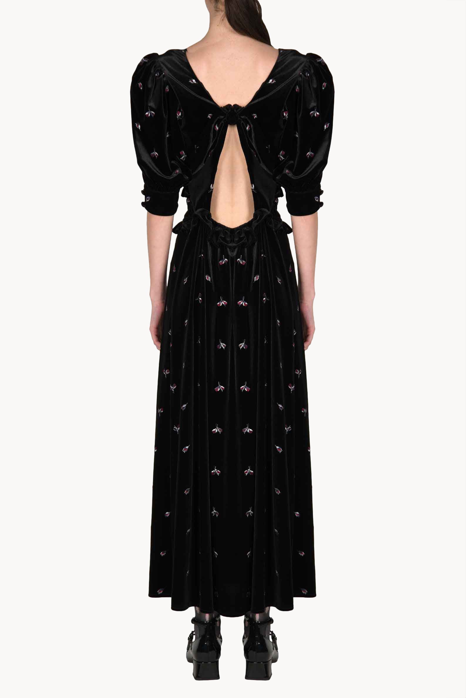 Abito Winter Garden ricamato con smock