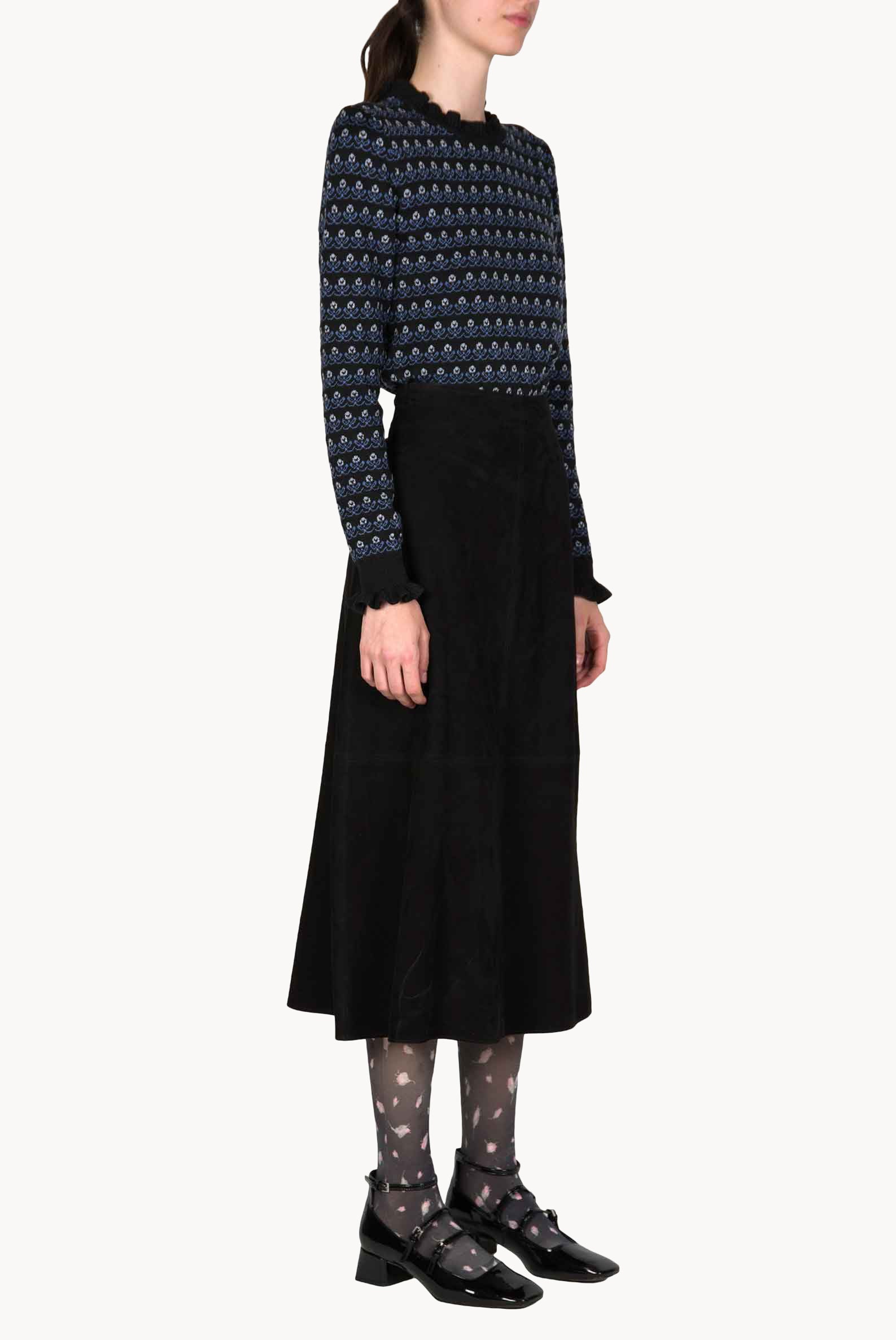 Maglione nero girocollo floreale
