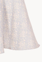 Abito in Jacquard Floreale con Volant