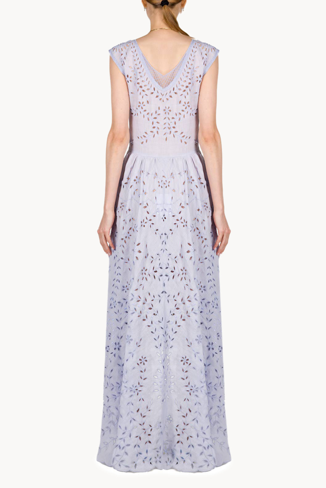 Vestito midi asimmetrico in cotone con ricami e occhielli