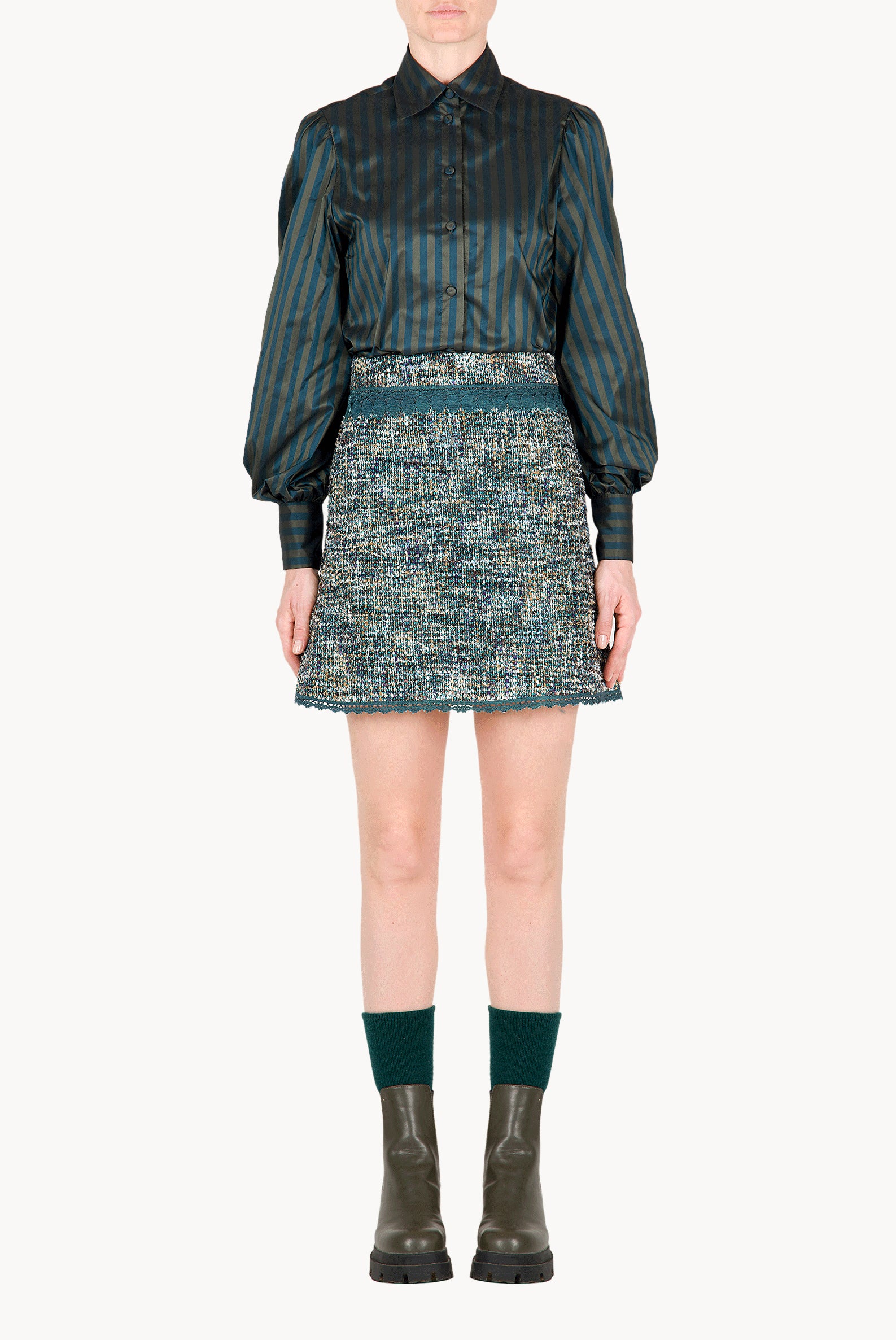 Minigonna in tweed con pizzo